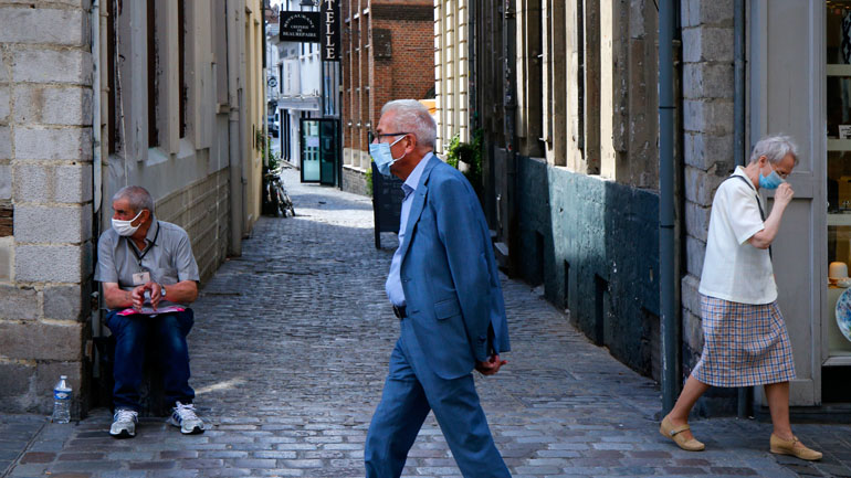 Ελβετία: Η επιδημία στο υψηλότερο επίπεδο από τα μέσα Απριλίου